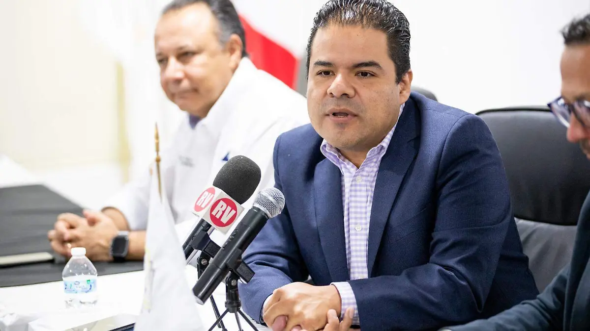 Mario Rojas Delegado del Infonavit en SLP (2)